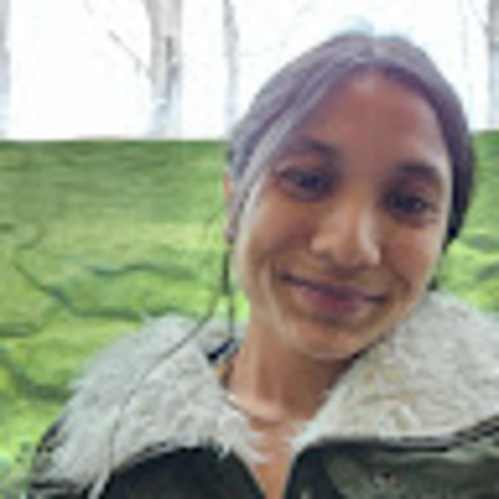 Meet your Posher, Courtney